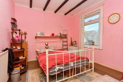 Albany Road, Gillingham, Kent 3 bed terraced house for sale