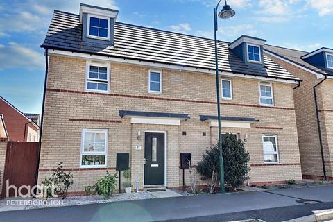 Aqua Drive, Hampton Water 2 bed end of terrace house for sale