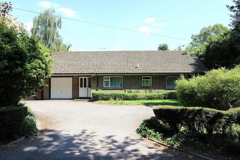 Chipstead Coulsdon Surrey 3 bed detached bungalow for sale