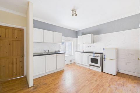 Brompton Lane, Rochester 1 bed apartment for sale