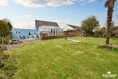 Wooden, Saundersfoot 4 bed detached bungalow for sale