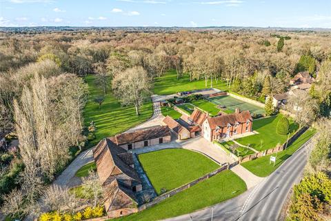 Littlewick Road, Knaphill, Surrey, GU21 6 bed detached house for sale