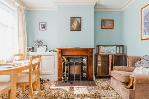 Avenue Road Extension, Clarendon... 2 bed terraced house for sale