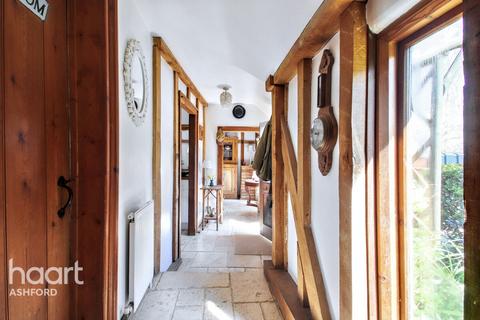 Great Chart, Ashford 5 bed barn conversion for sale