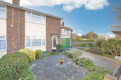 Rosemary Avenue, Broadstairs, CT10 3 bed semi