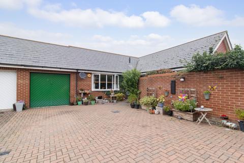 St. Pauls Road, Margate, CT9 2 bed bungalow for sale