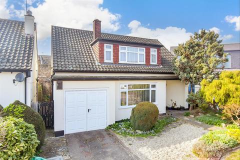 Nursery Close, Woodford Green, Essex 3 bed detached house for sale