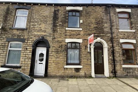 Brookway, Lees, Oldham 2 bed terraced house for sale