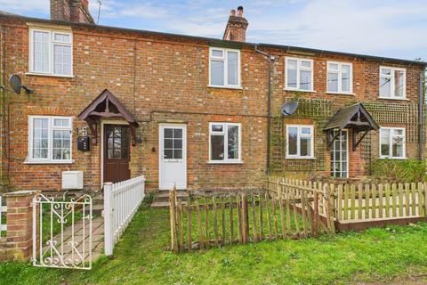 Lane End, High Wycombe HP14 2 bed terraced house for sale