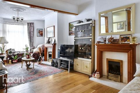 Sixth Avenue, London 3 bed terraced house for sale