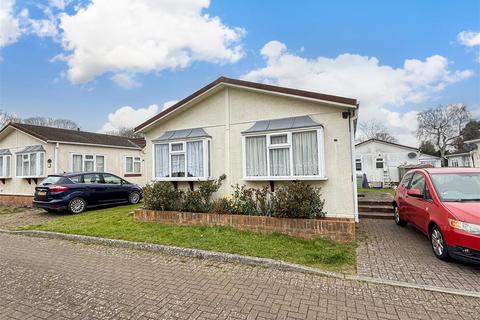 London Road, West Kingsdown... 2 bed park home for sale
