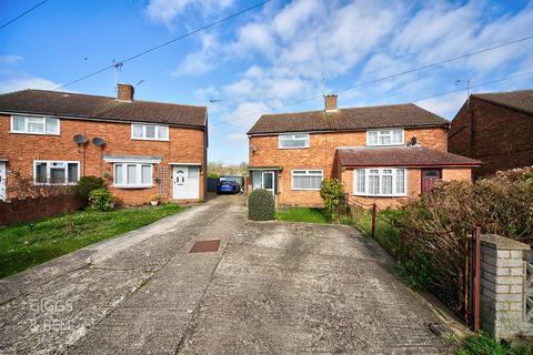 Chesford Road, Luton, Bedfordshire, LU2 3 bed semi