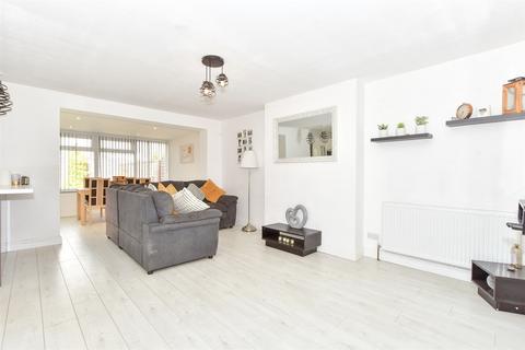 Highcroft Avenue, Bognor Regis, West... 2 bed semi