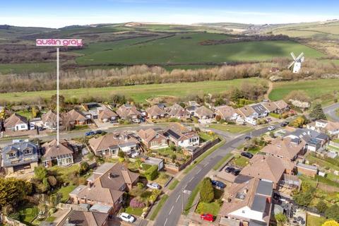 Green Ridge, Brighton 2 bed house for sale
