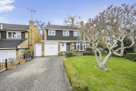 Birchmead Avenue, Pinner, HA5 3 bed detached house for sale