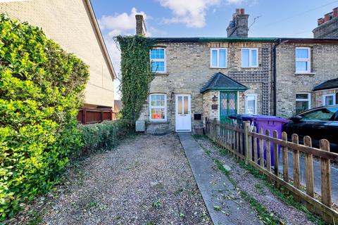 Orchard Road, Royston SG8 3 bed end of terrace house for sale