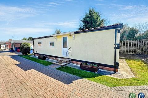 Love Lane, Rugeley, WS15 2HL 1 bed park home for sale