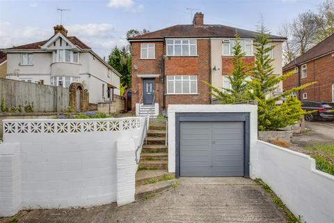 London Road, High Wycombe HP11 3 bed semi