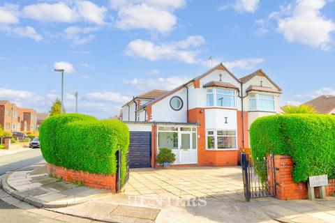 Gainford Gardens, Manchester M40 3 bed semi