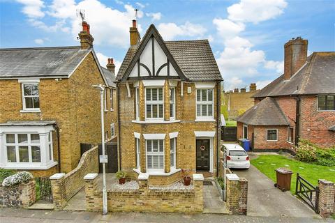 Albany Road, Sittingbourne, Kent 4 bed detached house for sale