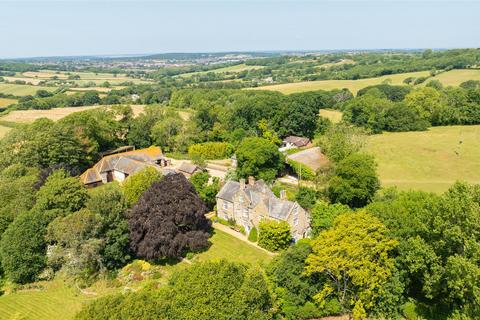 Nr Newport, Isle of Wight 6 bed farm house for sale