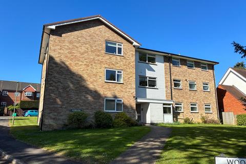 Ashtead Village 2 bed flat for sale