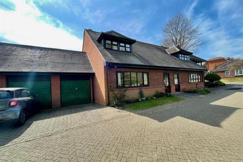 Old Parsonage Court, West Malling ME19 2 bed semi