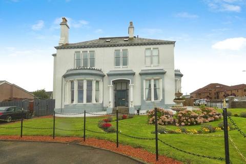 South Crescent Road, Ardrossan KA22 3 bed apartment for sale