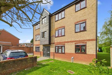 California Close, Colchester CO4 1 bed flat for sale