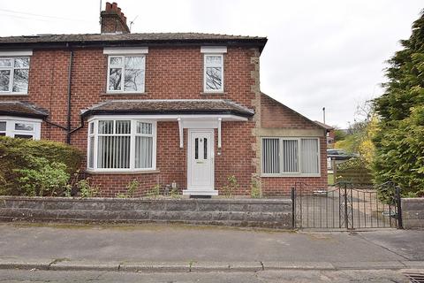Lennox Avenue, Richmond 3 bed semi