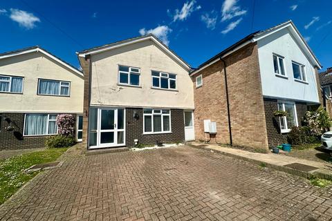 Alexandra Road, Rickmansworth WD3 3 bed link detached house for sale