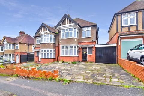Cutenhoe Road, Luton, Bedfordshire... 3 bed semi