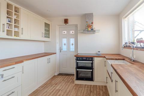 Rosegrove Avenue, Arnold, Nottingham 3 bed detached bungalow for sale