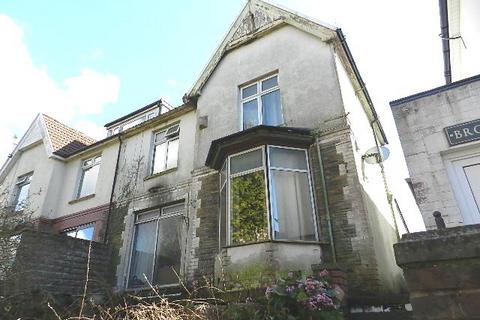 The Parade, Pontypridd CF37 4 bed semi
