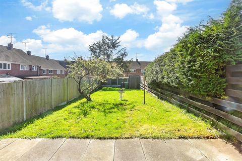 Cleveland Road, Basildon SS14 3 bed end of terrace house for sale