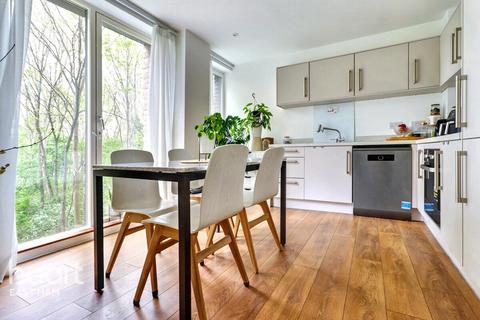 Mahindra Way, LONDON 1 bed apartment for sale