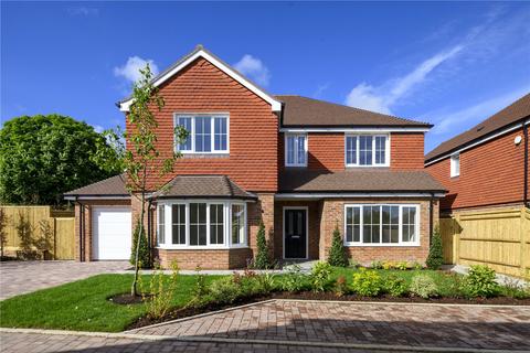 Orchard Walls, Effingham, KT24 4 bed detached house for sale