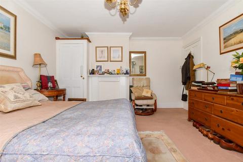 Astor Road, Broadstairs, Kent 2 bed cottage for sale