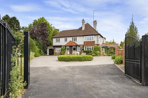 Piccotts End, Hemel Hempstead... 6 bed detached house for sale