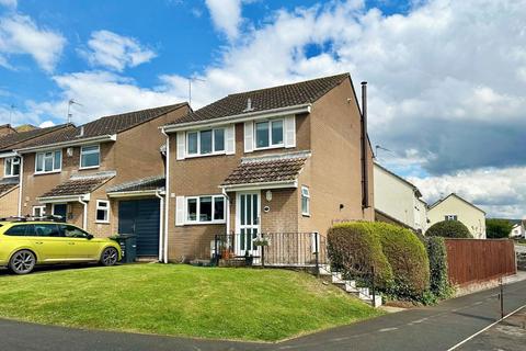 Houlgate Way, Axbridge 3 bed semi