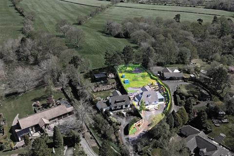 Birchall Lane, Leek 3 bed detached house for sale