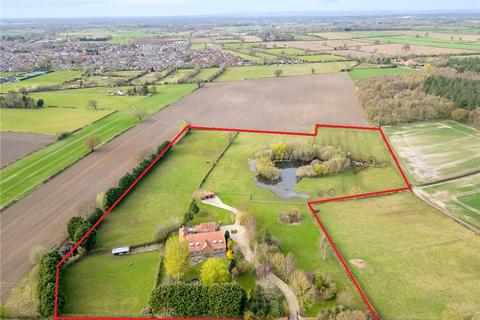 Hagg Lane, Dunnington, York, YO19 6 bed detached house for sale