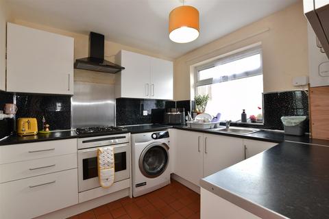 Elsenham Crescent, Basildon SS14 3 bed end of terrace house for sale