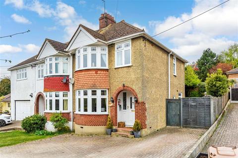 Pilgrims Way, Rochester ME2 3 bed semi