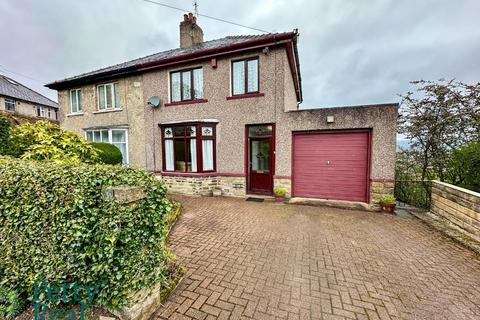Scholefield Avenue, Nelson 3 bed semi