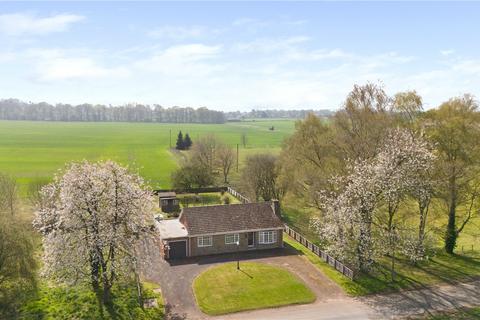 Westbeck Lane, Blyborough... 3 bed bungalow for sale