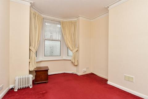 Rochester Avenue, Rochester, Kent 1 bed flat for sale
