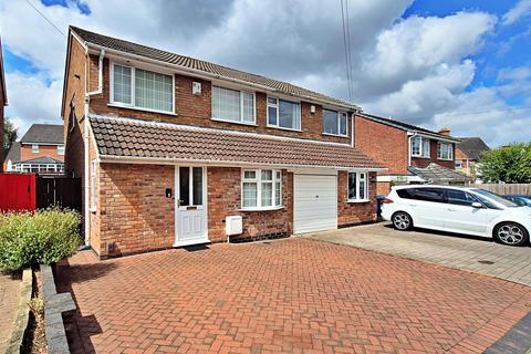 Tolman Drive, Tamworth, Staffordshire 3 bed semi