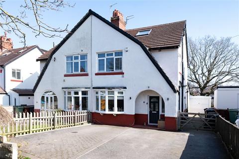 Brownberrie Avenue, Horsforth, Leeds 4 bed semi