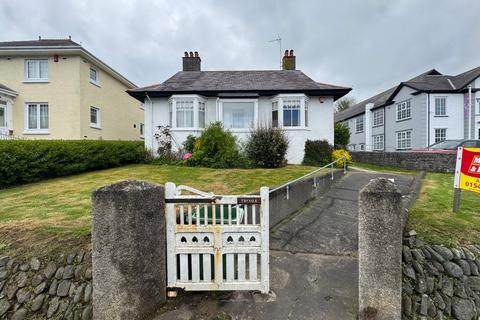 South Road, Aberaeron, SA46 3 bed bungalow for sale
